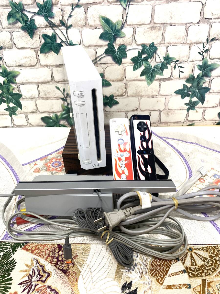 Wii本体 リモコン ヌンチャク カバーセット ニンテンドー ゲーム機本体