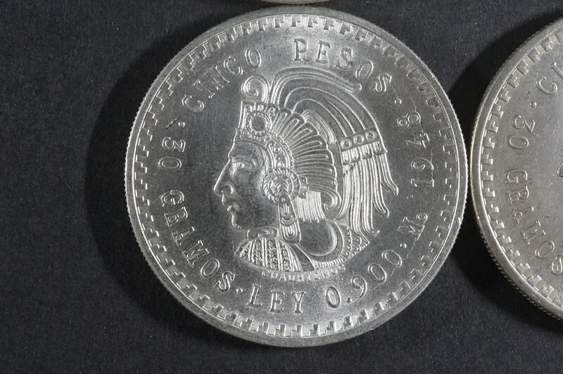 (520)外国貨幣大型メキシコ銀貨4枚 1968年メキシコオリンピック25ペソ1948年クアウテモック王5ペソ 独立戦争150周年10ペソ硬貨コインの画像5