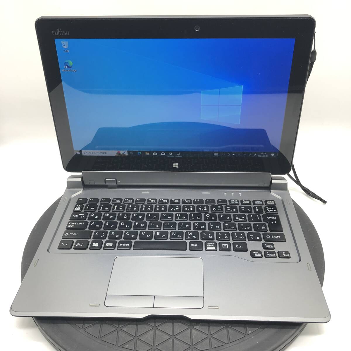 【美品】富士通 ARROWS Tab Q665/L FARQ05004 CPU Core M-5Y10c RAM4GB SSD128GB 11.6型 カメラ Windows10 PC ノートパソコン タブレット