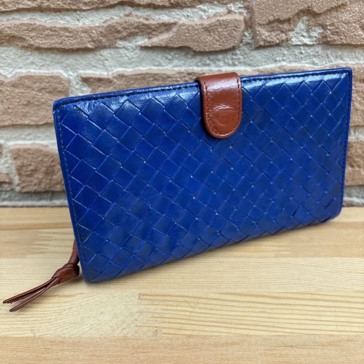 ◆正規品◆BOTTEGA VENETA イントレチャート 二つ折り 長財布 レザー ブルーカラー_画像2