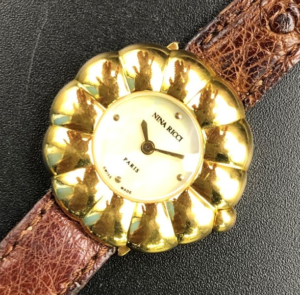 ◆時計◆『WH-4717』★NINA RICCI(ニナリッチ)★SM983★フラワーウォッチ★稼働品(電池交換済)★
