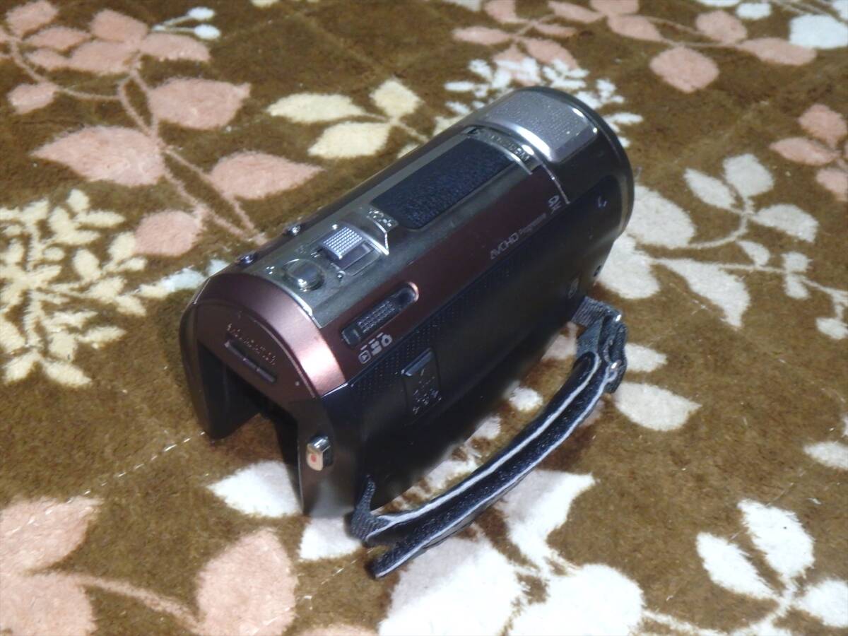 送料無料 Panasonic ハイビジョンカメラ HC-V620M ちょっと難あり_画像3