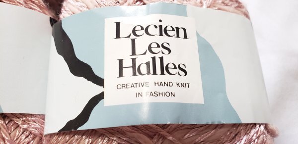 毛糸672　Lecien Les Halles　綿40％レーヨン60％　50ｇ×7玉　未使用　感謝セール！_画像2