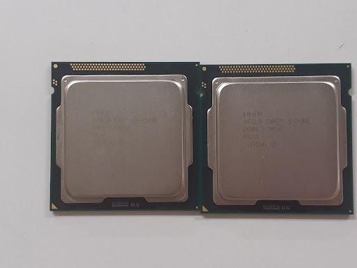 L0319-09　CPU2個セット　INTEL　CORE　i5-2500K SR008 3.30GHZ　i5-2400S SR00S 2.50GHZ_画像1