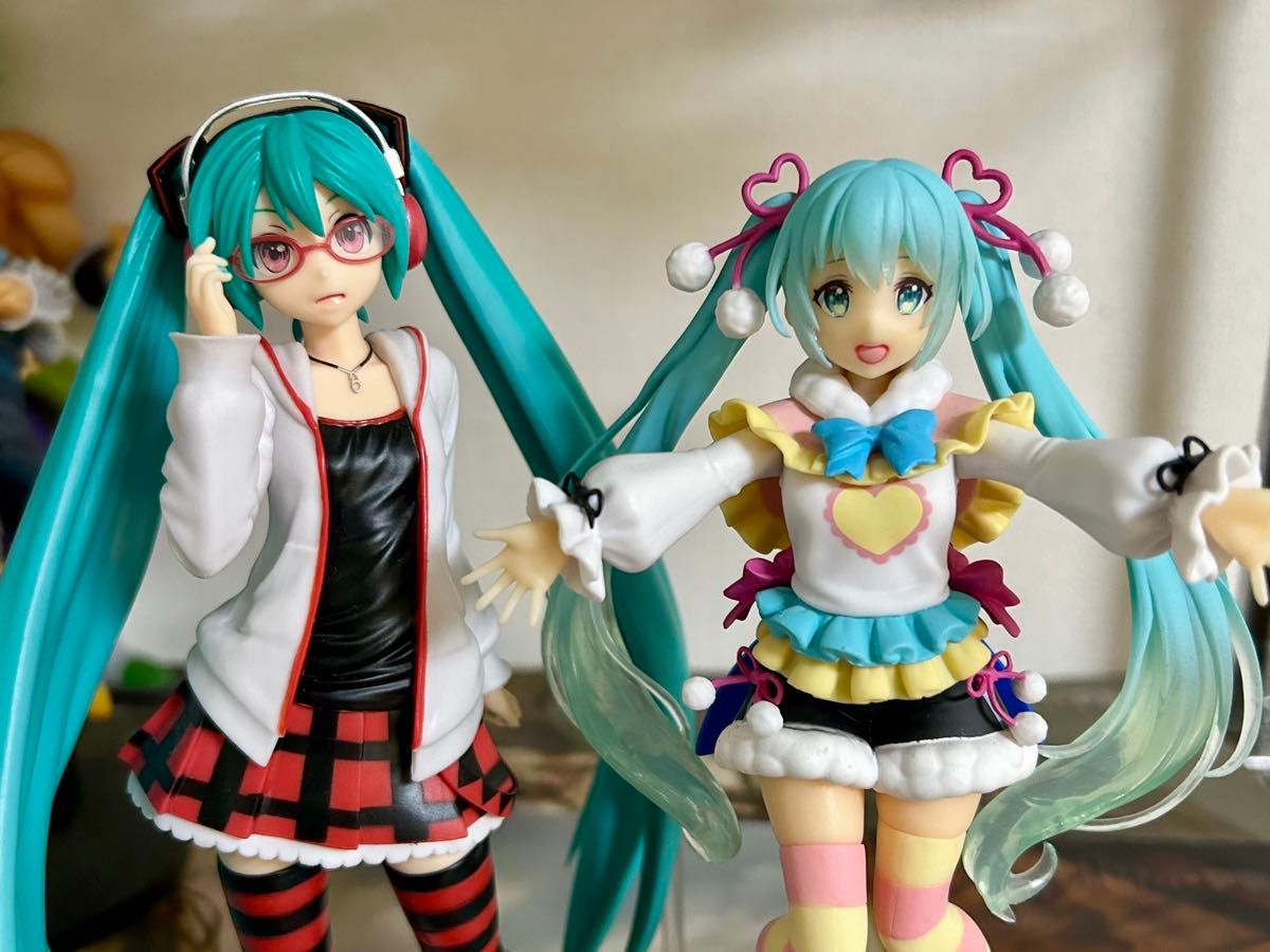 初音ミク プライズフィギュア 2体まとめ売り|Yahoo!フリマ(旧 初音ミク プライズフィギュア 2体まとめ売り|Yahoo!フリマ(旧