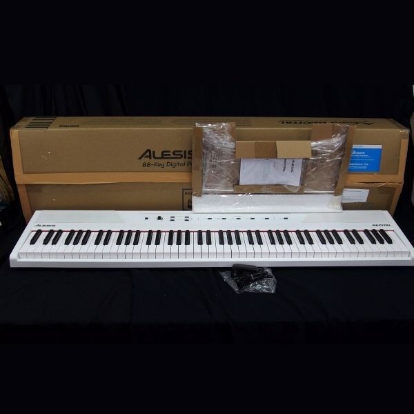 【動作確認済/美品】ALESIS アレシス RECITAL 88鍵 電子ピアノ フルサイズ セミウェイト鍵盤/佐川200サイズ