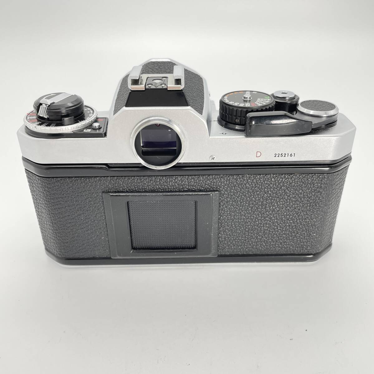 [現状品・ジャンク] Nikon FE2 フィルム カメラ ニコン 35mm SLR Film Camera ＃778_画像5