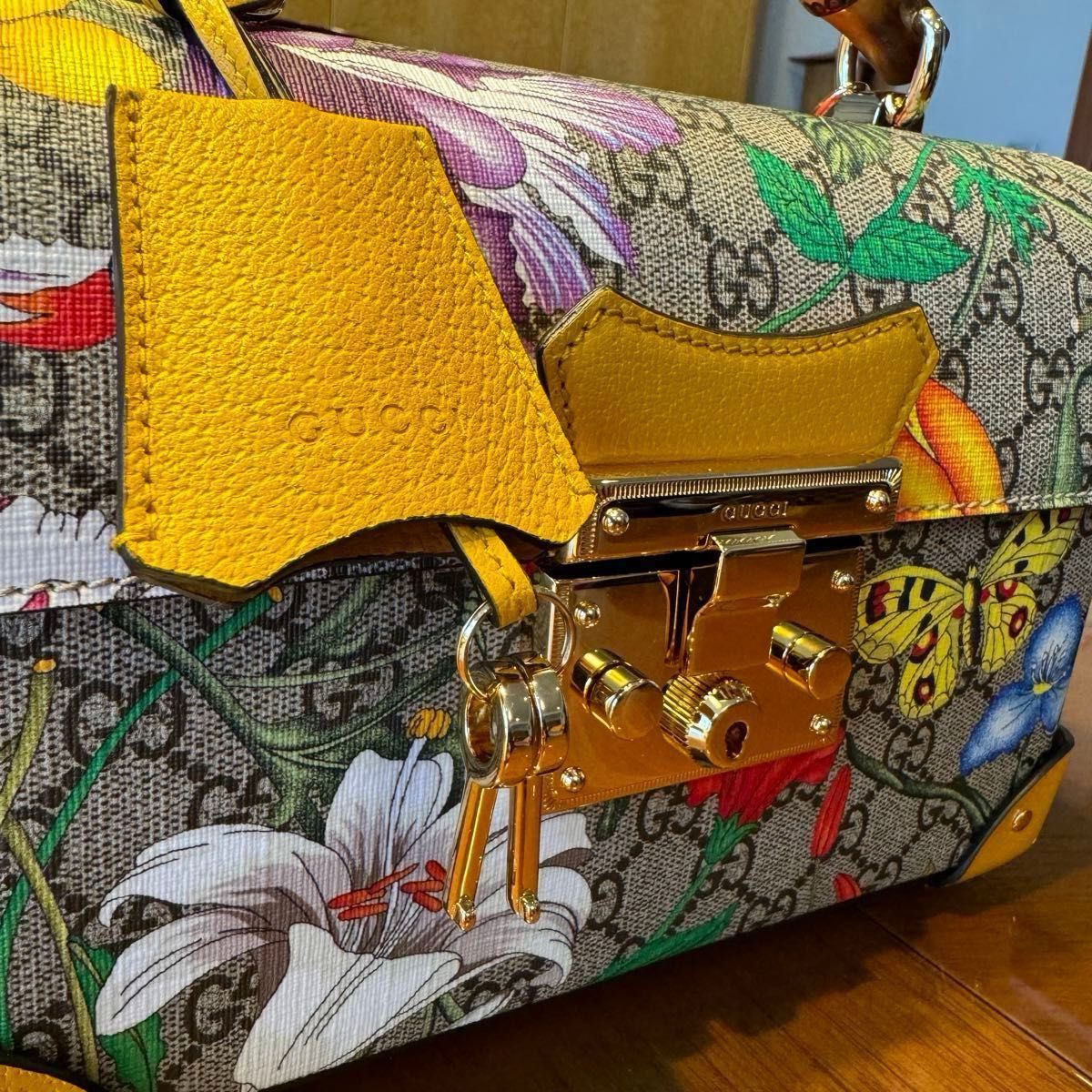 超レア・未使用】GUCCI GGスプリーム モノグラム フローラ 超レア・未使用】GUCCI GGスプリーム モノグラム フローラ