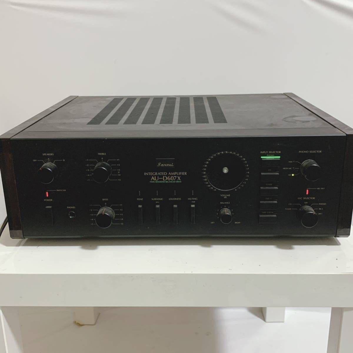 SANSUI サンスイ AU-D607X プリメインアンプ オーディオ機器 アンプ 山水 ジャンク 通電確認済み_画像2