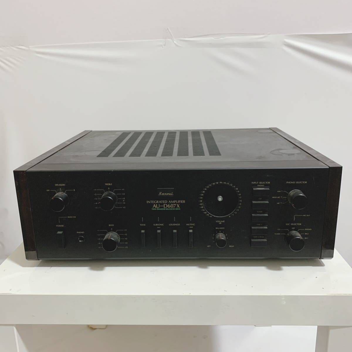 SANSUI サンスイ AU-D607X プリメインアンプ オーディオ機器 アンプ 山水 ジャンク 通電確認済み_画像1