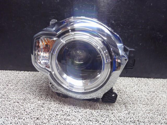 ☆令和2年 ハスラー ハイブリッド MR92S 右ヘッドランプ LED イチコー 1985 35120-59S13_画像1