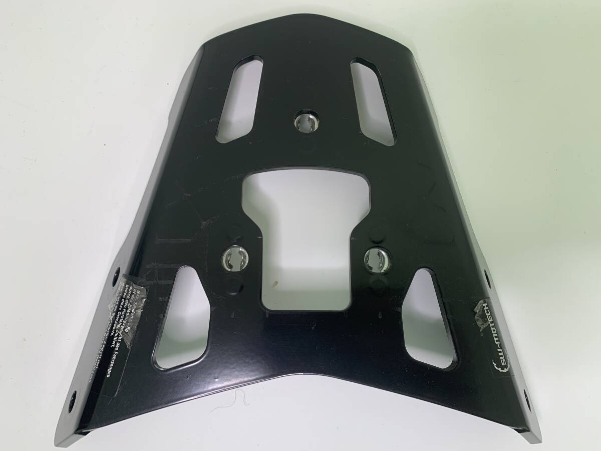 SW-MOTECH リアキャリア ALU-RACK アルラック GTP-05-334-10000b SUZUKI スズキ GSR750 バイク オートバイ 未使用品 現状品 szlp_画像2