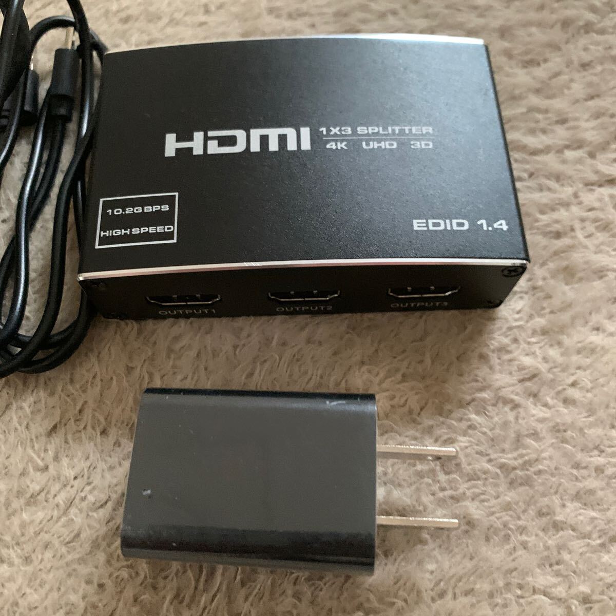 603t1540☆ HDMIスプリッタ1の3アウト、3モニタ用4K HDMIスプリッタデュプリケート/ミラーサポート4K X 2K@30Hz