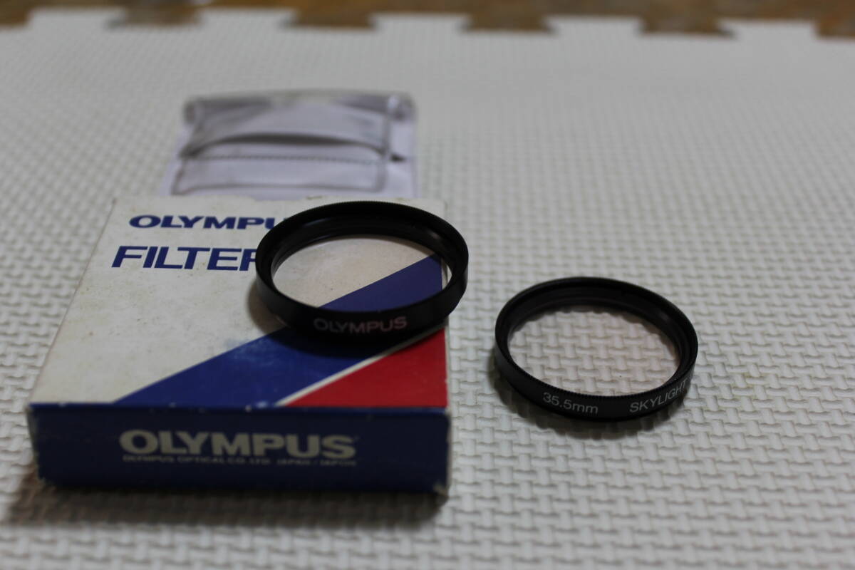 [ collector discharge goods Junk ] Olympus SKYLIGHT (1A) filter 35.5mm lens filter 2 piece set 