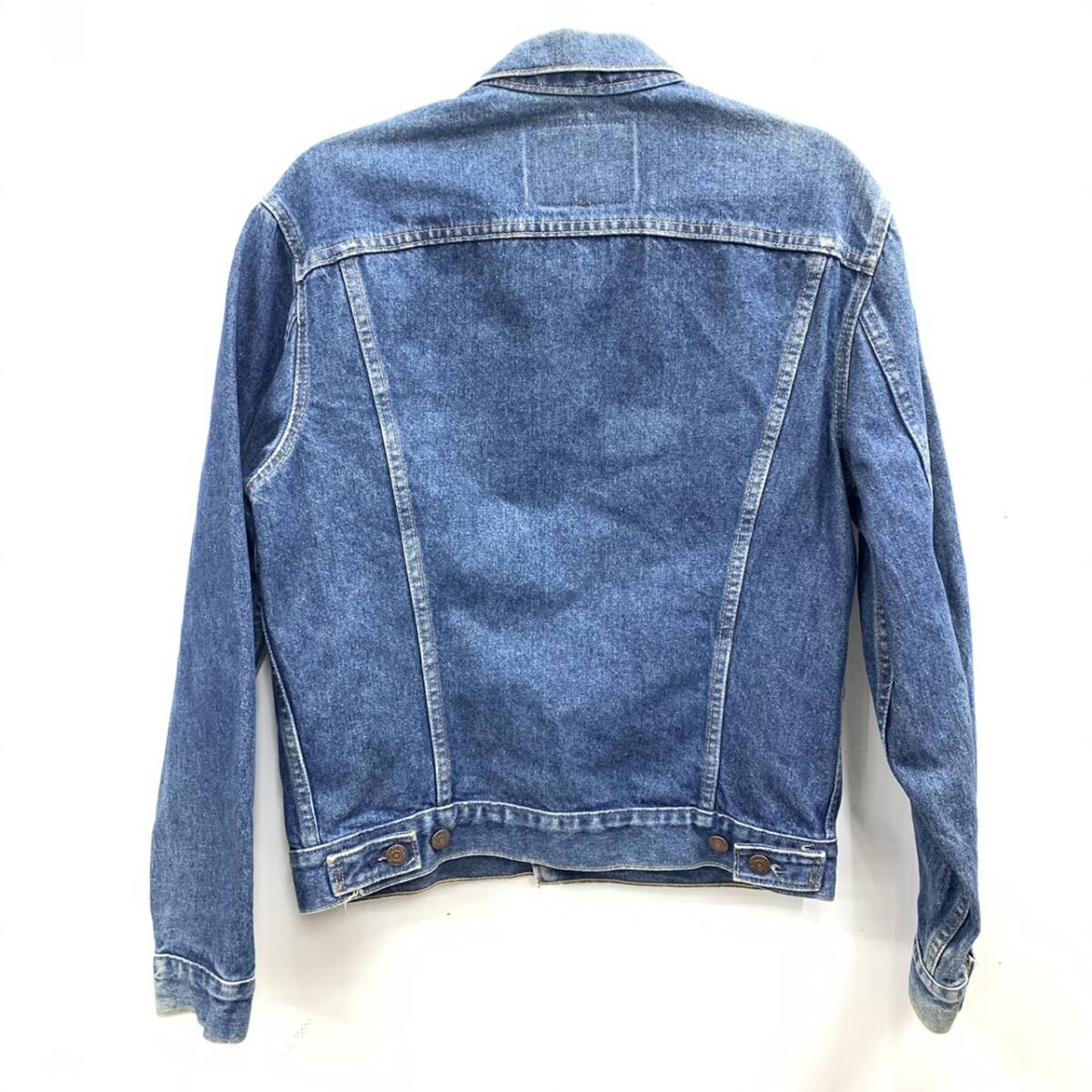 送料無料h58176 90s Levi's リーバイス USA製 70506-0217 Gジャン デニム トラッカージャケット ヴィンテージ 38 衣類_画像2