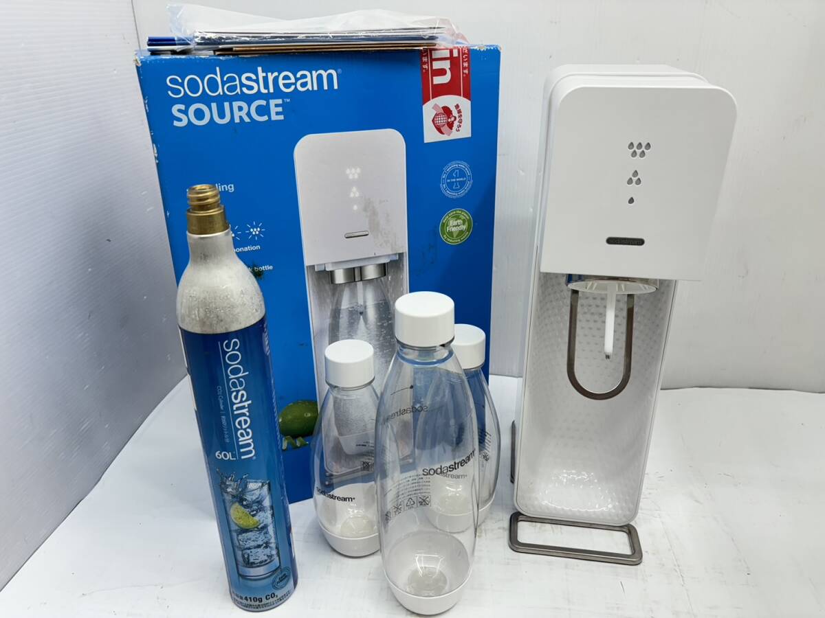 送料無料h57983 sodastream source ソーダストリーム SSM1062 炭酸水 スパークリング 箱付 ホワイト ボトル ガス付きの画像1