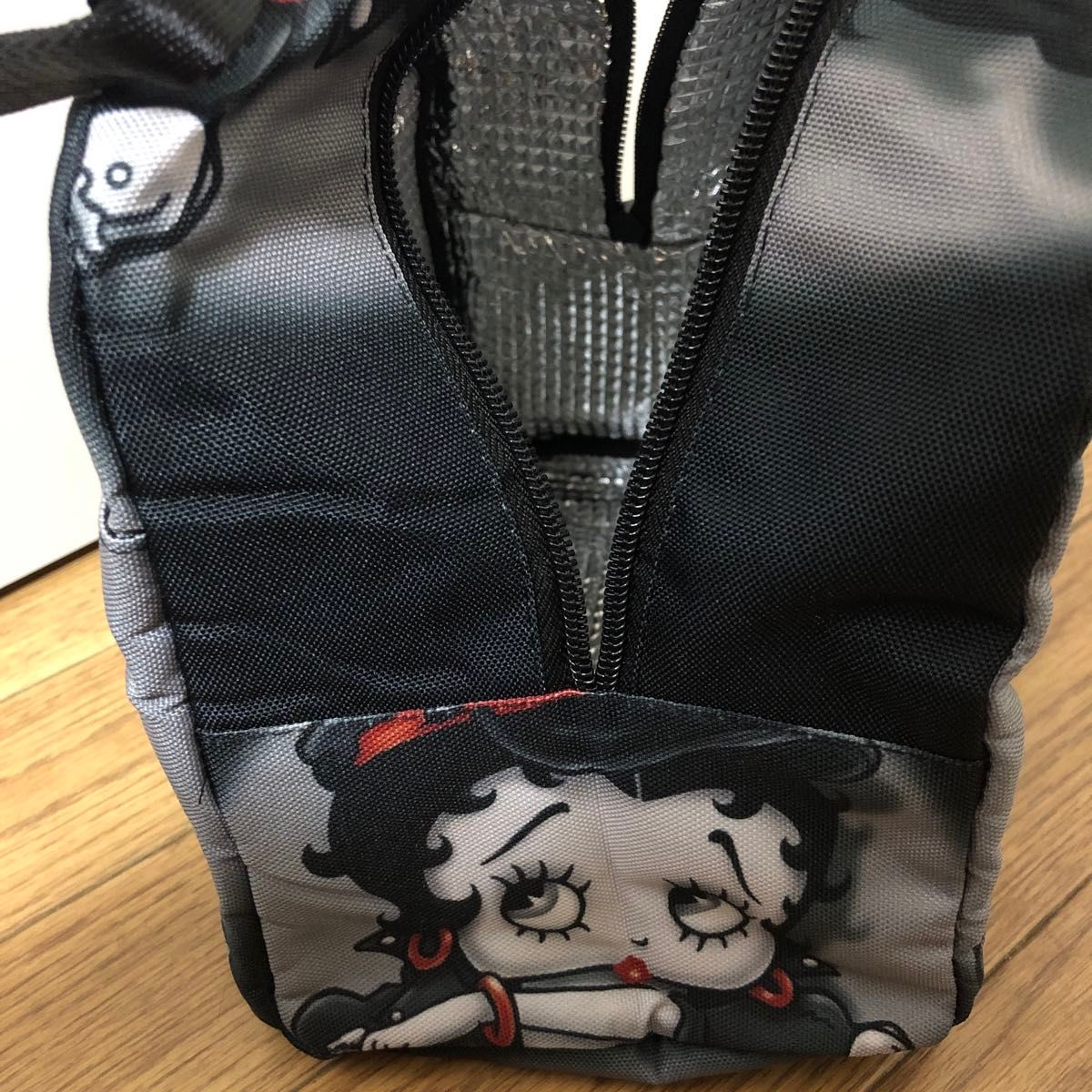 新品　betty boop ベティ　ランチバック　マザーズバック　エコバッグ　保冷　手提げ　通園　通学　可愛い