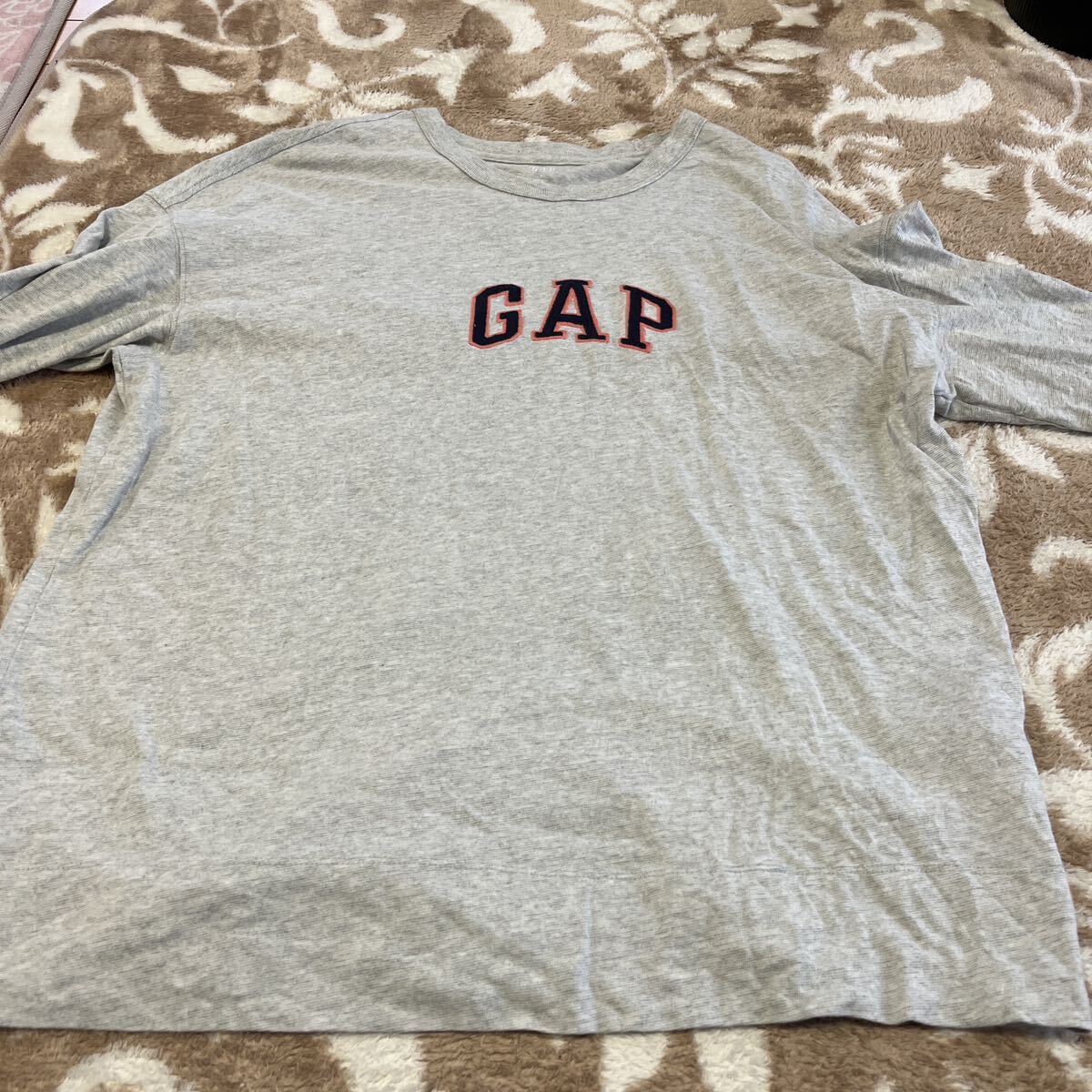 中古★gap 長袖Tシャツ　サイズL 大きめ