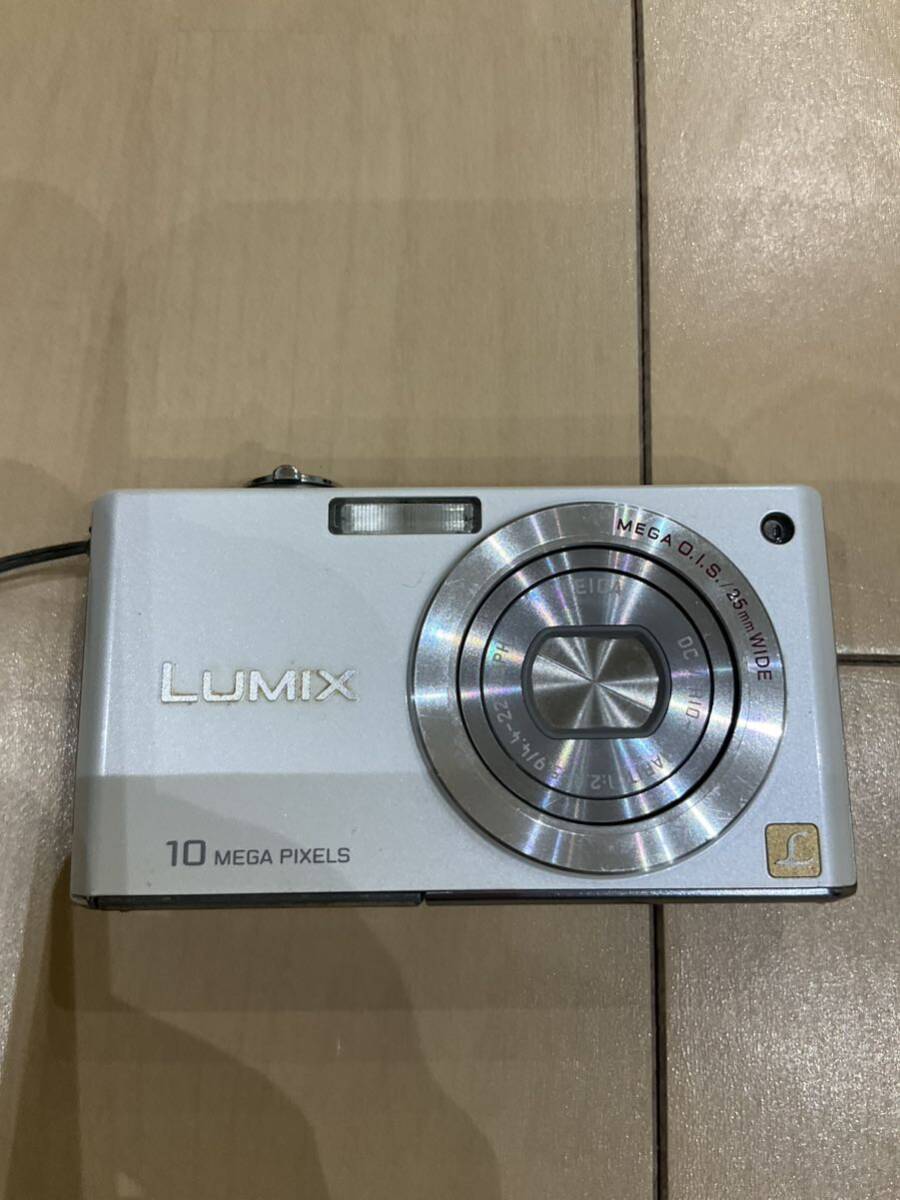 ジャンク　Panasonic パナソニック LUMIX DMC-FX37 デジタルカメラ_画像2