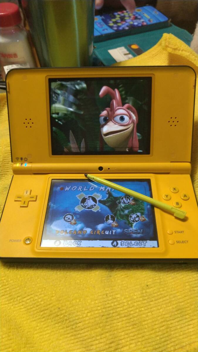 NINTENDO ゲームキ DSi LL 中古美品です！ UTL-001です！_画像1