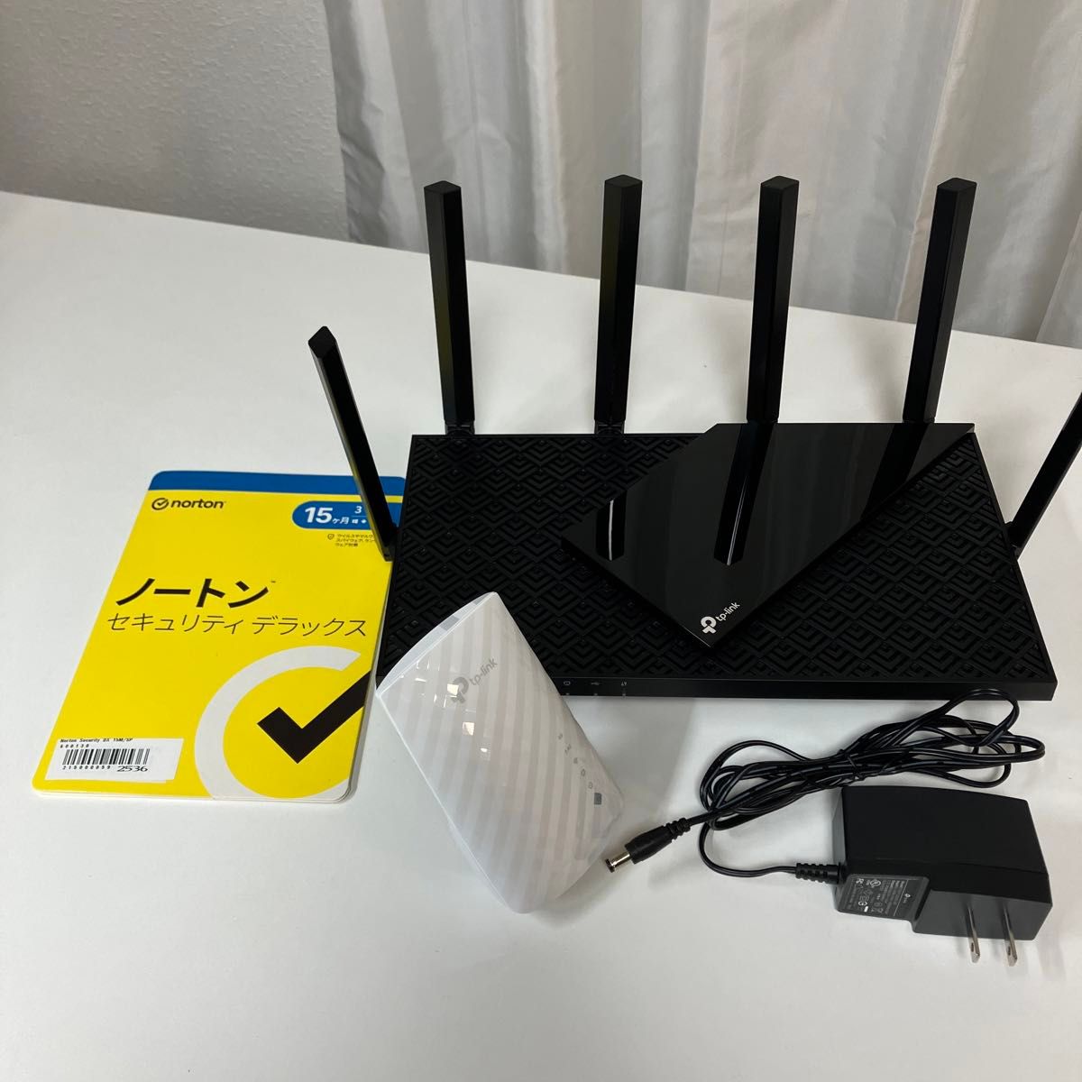 美品 TP-Link Archer AX72 無線LANルーター Wi-Fi AC750中継器　Nortonセキュリティ付