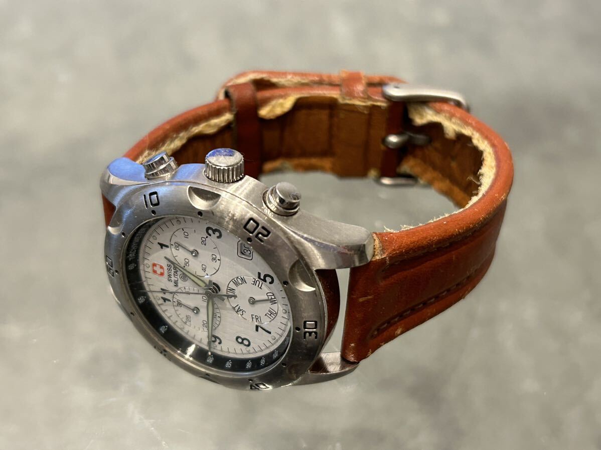 2135M swiss military men's wristwatch clock quartz Swiss Military chronograph 100M white face 