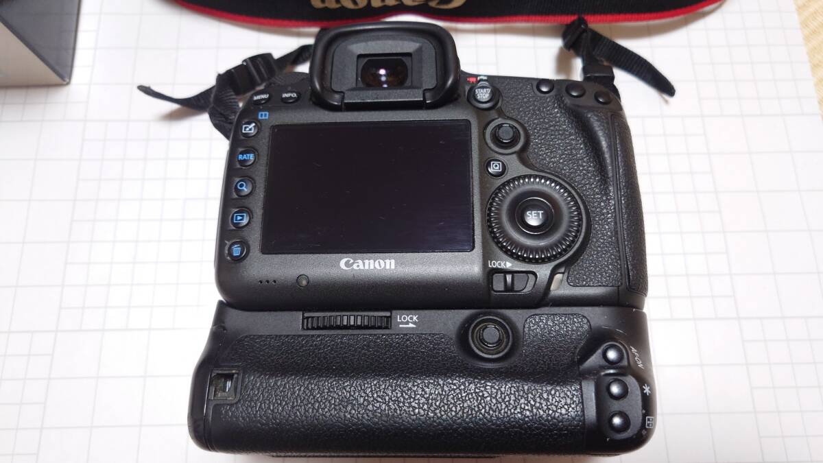 36500円 CANON EOS 5Ds本体、レンズ2本 - キヤノン 36500円 CANON EOS 5Ds本体、レンズ2本 - キヤノン