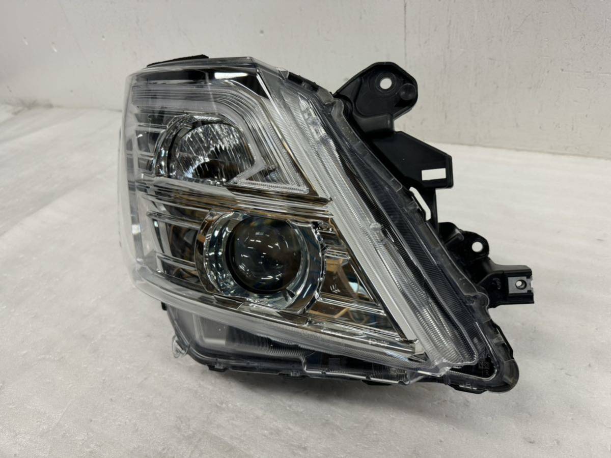 6M4 キャラバン NV350 E26 後期 純正 LED ヘッドライト 右 ICHIKOH 1948 26010-5YE0B 刻印『E』の画像3