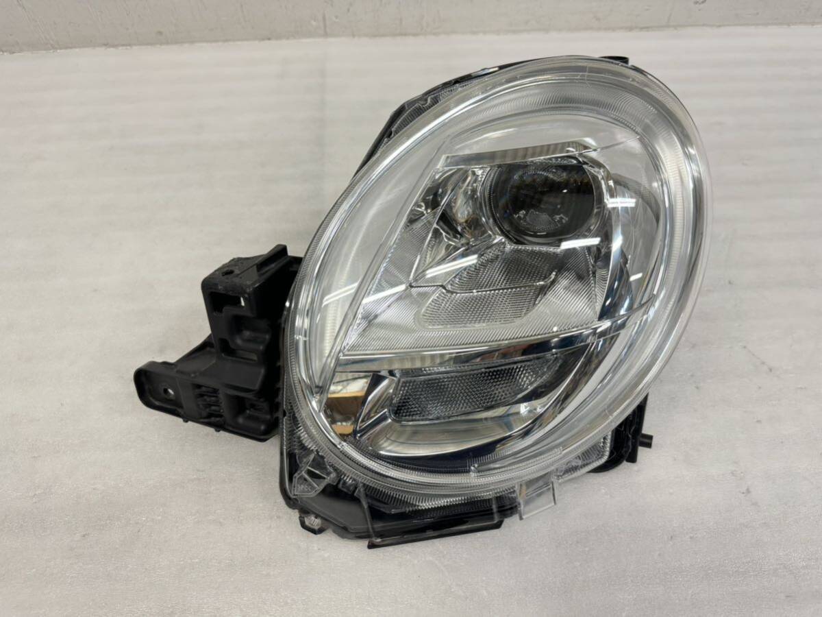 6M28 キャスト LA250S 純正 LED ヘッドライト 左 KOITO 100-69020 刻印『K』_画像1