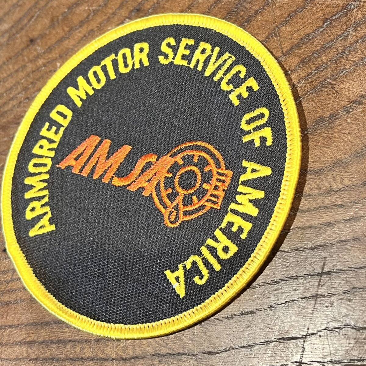 【USA vintage】ワッペン　ARMORED MOTOR SERVICE OF AMERICA 会社ロゴ　アメリカ　ビンテージ　パッチ
