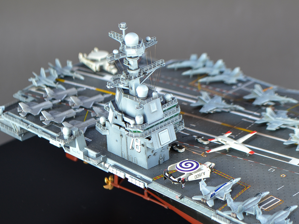 マジックファクトリー製1/700 CVN-78 USS ジェラルド・R・フォード フルディティールアップ完成品の画像7