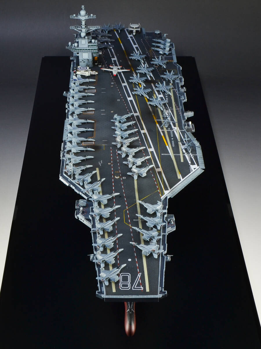 マジックファクトリー製1/700 CVN-78 USS ジェラルド・R・フォード フルディティールアップ完成品の画像2