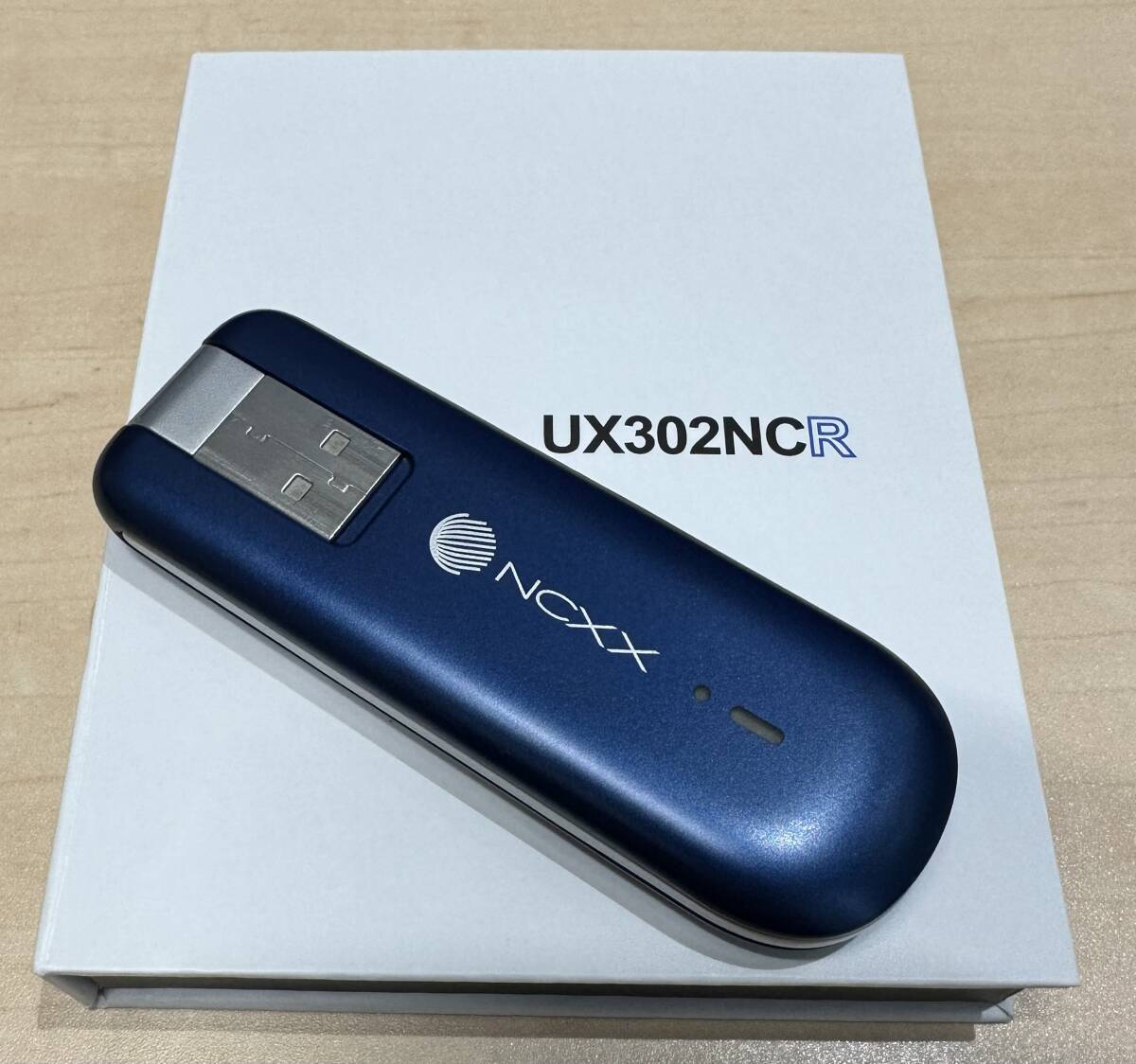 【中古】LTE対応USBドングル／UX302NC-R_画像1