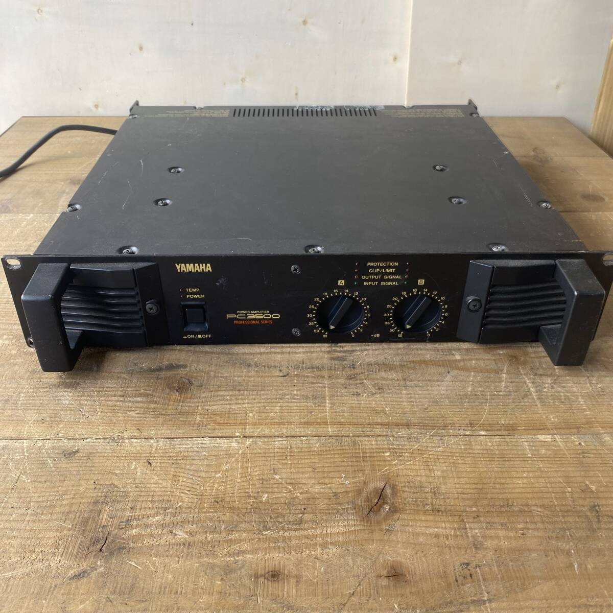 Ra386 YAMAHA Yamaha business use stereo power amplifier PC3500 secondhand goods 