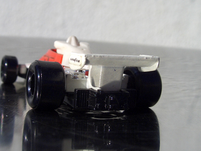 ■70s TOMICA F1 Marlboro McLaren M26 マルボロ マクラレーン FORD DFV 究極 ウイングカー フォード・コスワース ラウダ×ハント 入手困難の画像4