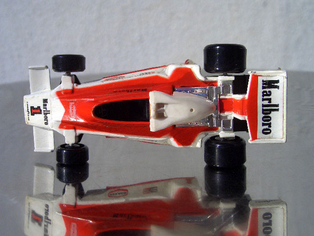 ■70s TOMICA F1 Marlboro McLaren M26 マルボロ マクラレーン FORD DFV 究極 ウイングカー フォード・コスワース ラウダ×ハント 入手困難の画像7