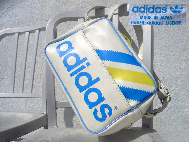 tOLD adidas Vintage Old School три лист emb Lloyd Vintage Old school квадратное 2WAY Sportback прекрасный Showa Retro ①