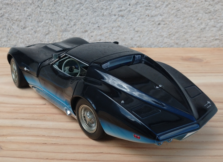 AUTOart オートアート 1/18 Chevrolet Manta Ray シボレー マンタレイ ※ジャンク品 / 本体のみ_画像8