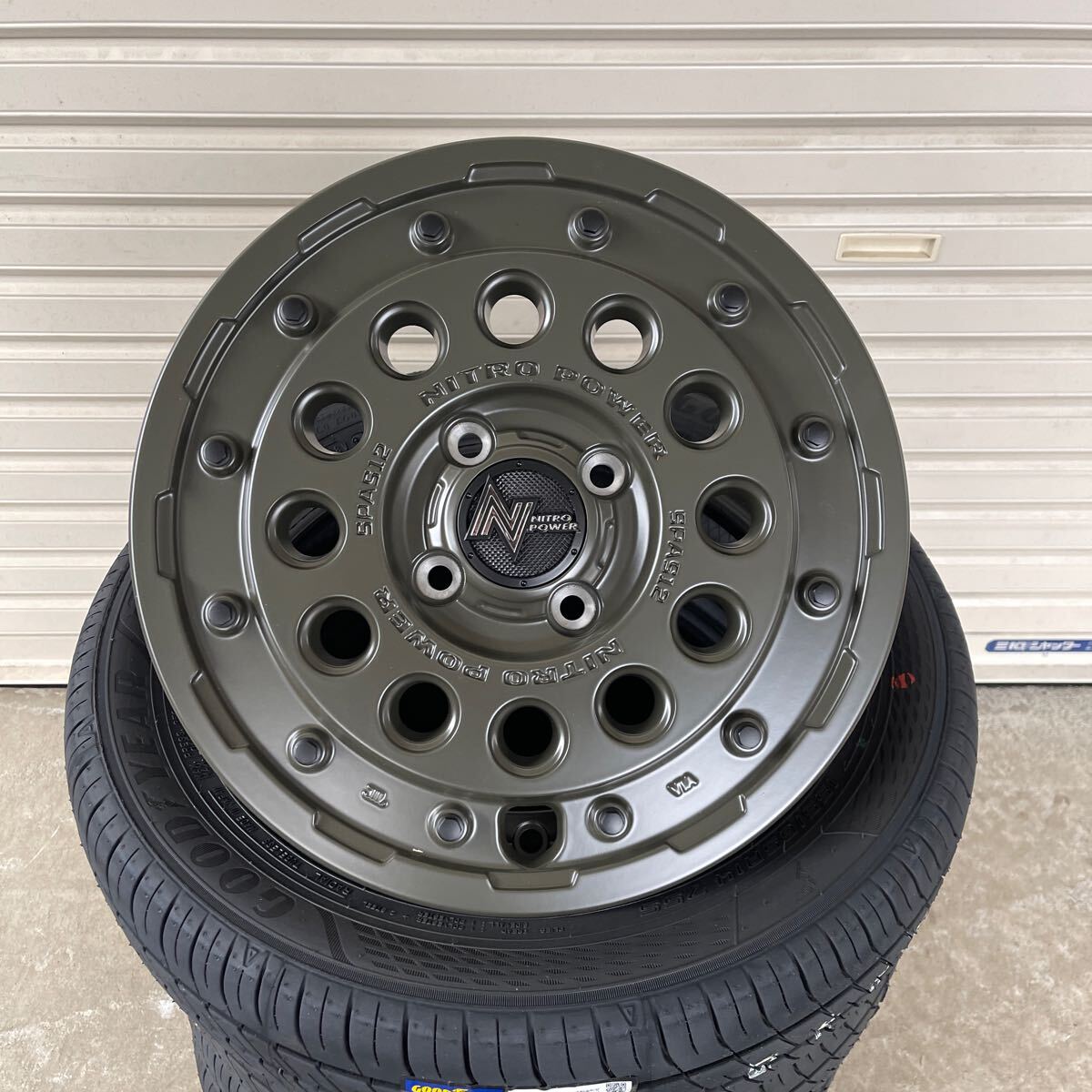 ナイトロパワーH12ショットガン◆ グッドイヤーEG02◆155/65R14◆NBOXタントムーヴワゴンRラパンアルトワークスデイズトコットODグリーン_画像3