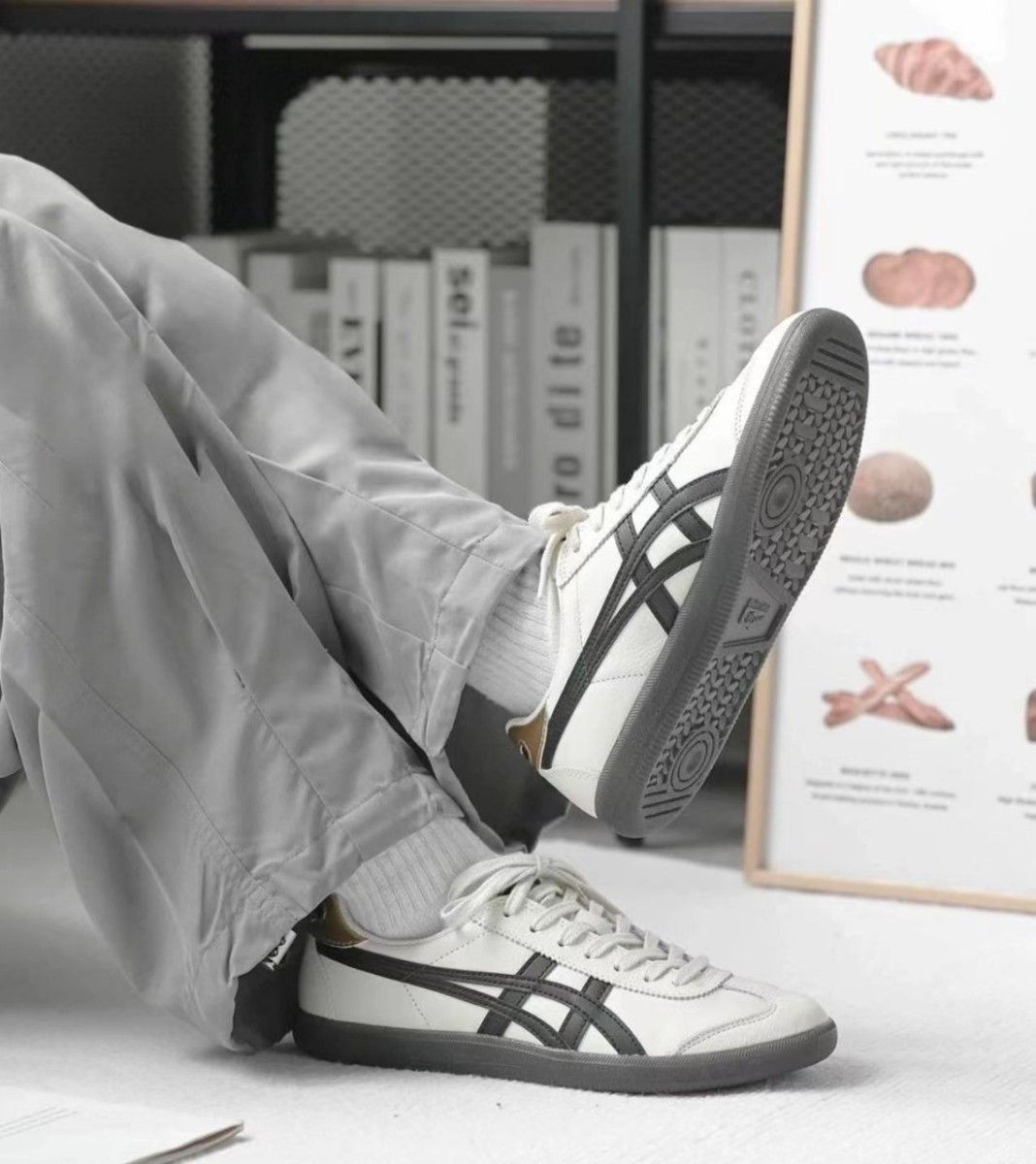 日本未発売 Onitsuka Tiger Tokuten Cream オニツカタイガー 日本未発売 Onitsuka Tiger Tokuten Cream オニツカタイガー