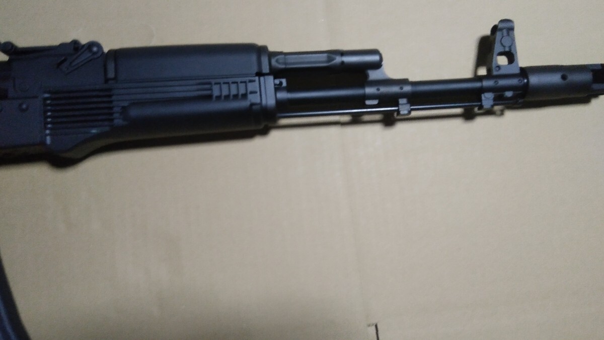 【新品同様】KSC AK74M ERG 電動ガン 新品スペアマガジン2本付属_画像7