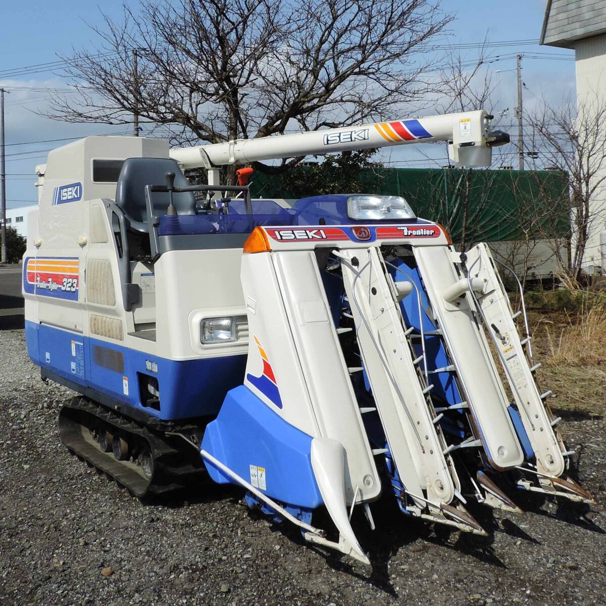 Yahoo!オークション - 0403〈新潟〉イセキ 3条刈り コンバイン Yahoo!オークション - 0403〈新潟〉イセキ 3条刈り コンバイン