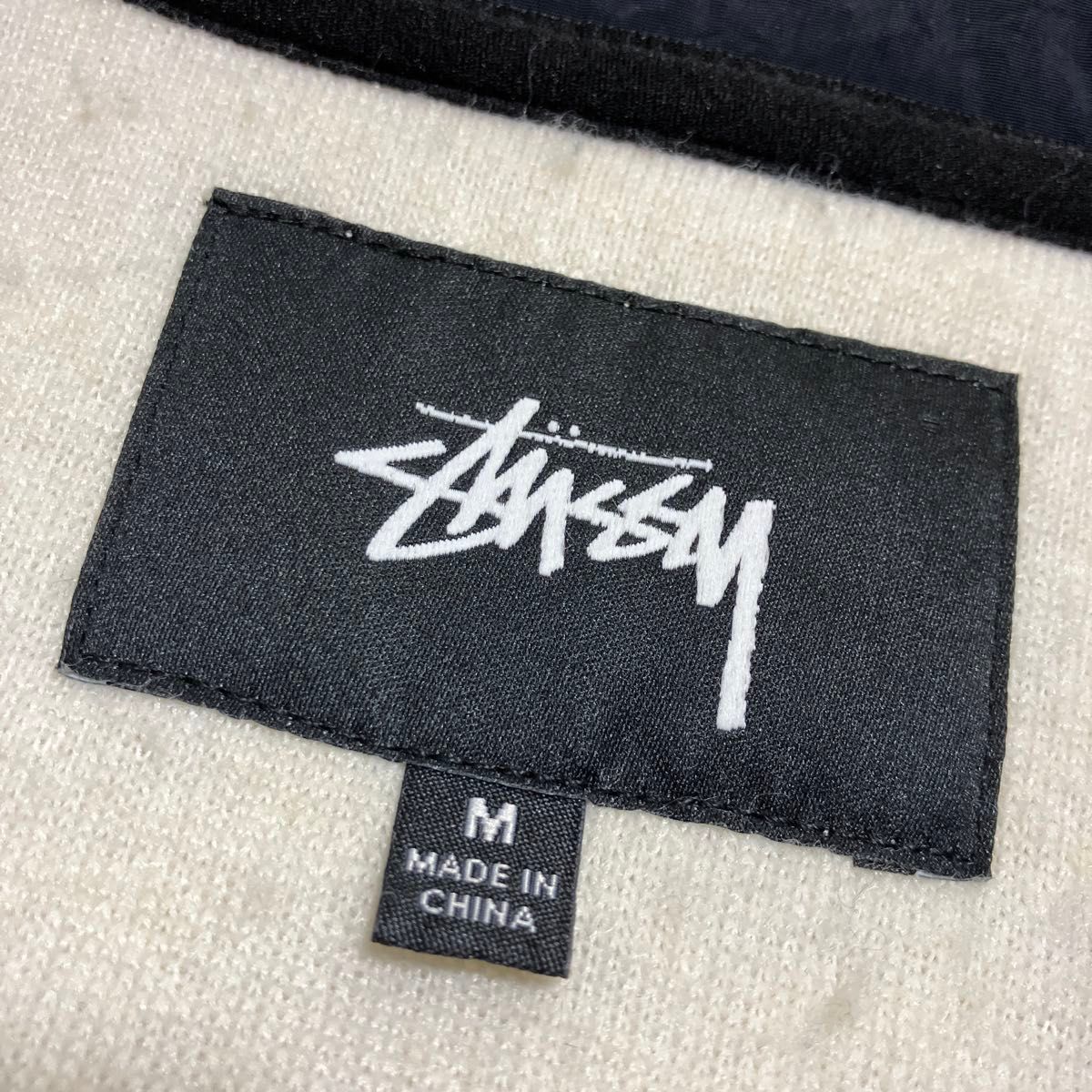 stussy ステューシー ボアジャケット 総柄 Mサイズ ホワイト stussy ステューシー ボアジャケット 総柄 Mサイズ ホワイト