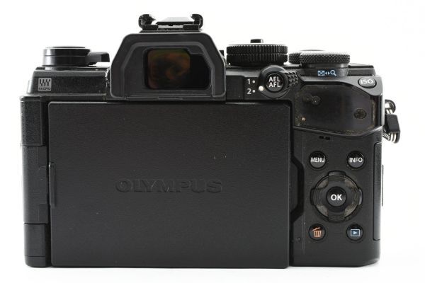 ★☆【OLYMPUS】オリンパス OM-D E-M5 Mark III ボディー ブラック #6106☆★_画像6