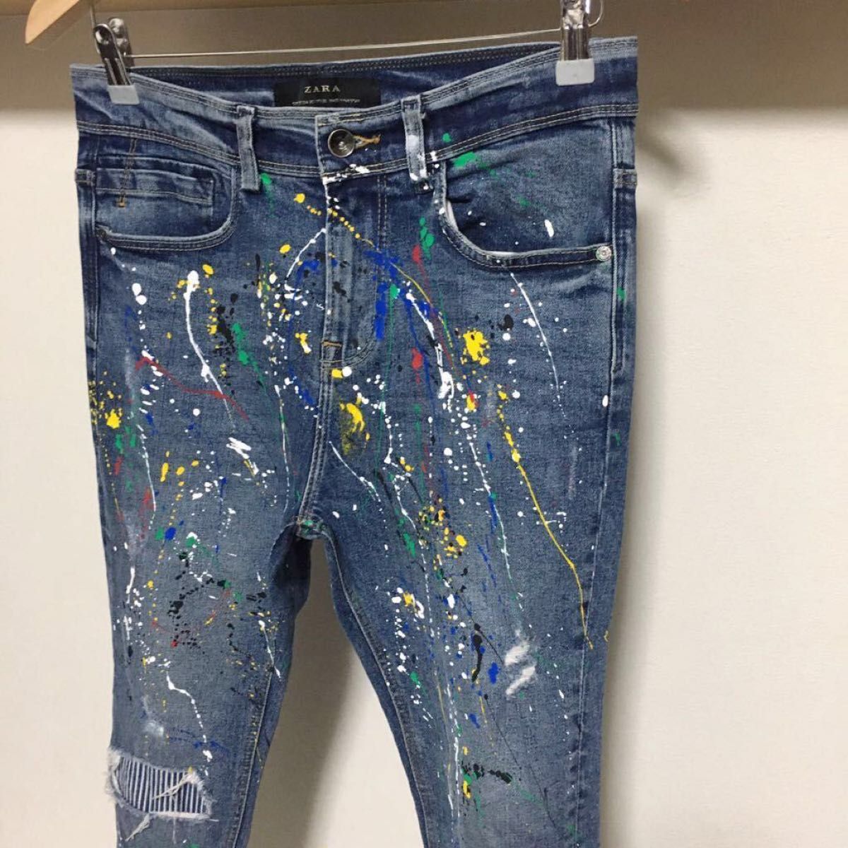 デザイン性抜群 ペイント ZARA MAN ストライプ ダメージ デニム デザイン性抜群 ペイント ZARA MAN ストライプ ダメージ デニム