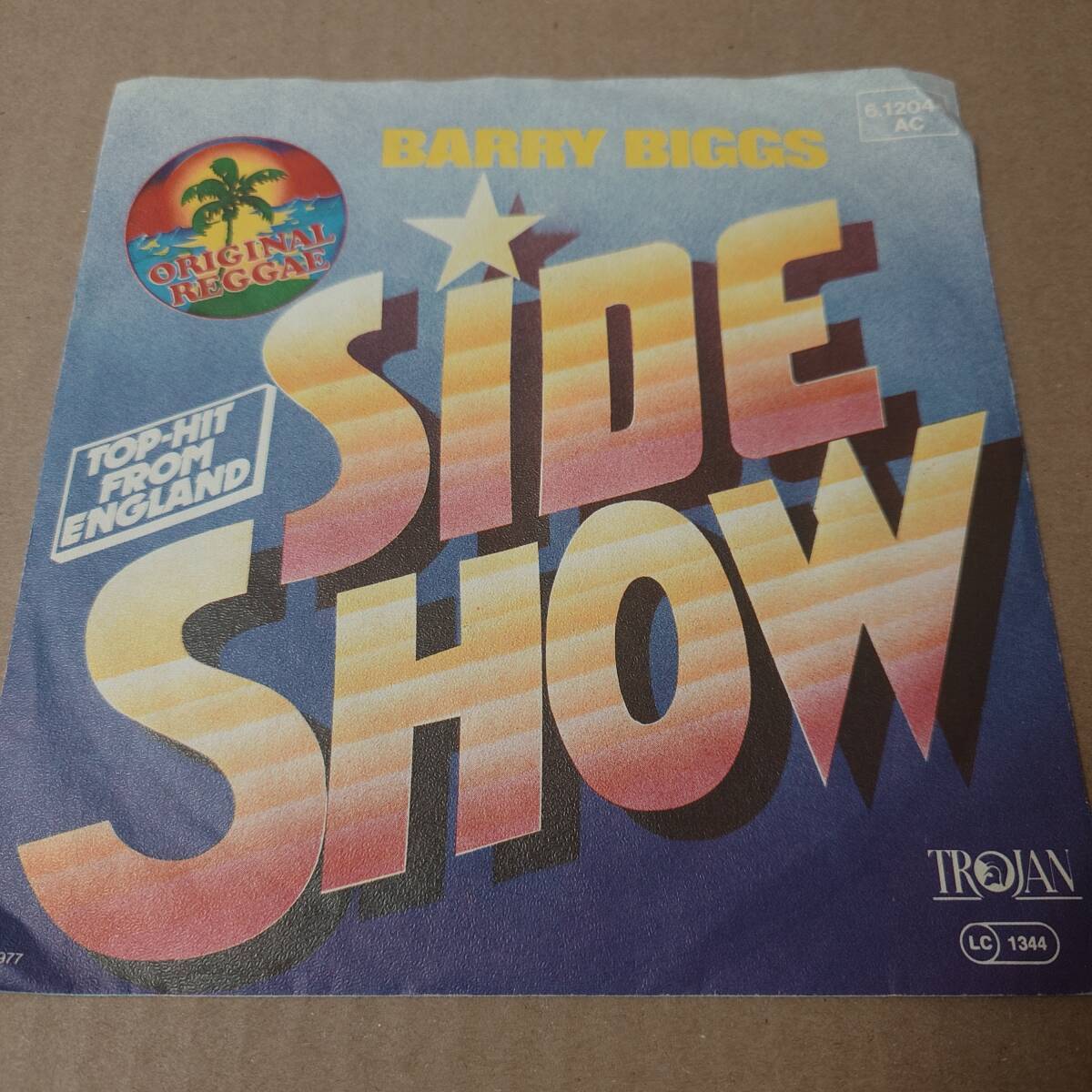 Barry Biggs - Side Show / Why Must You Cry // Trojan 7inch / Lovers_画像1