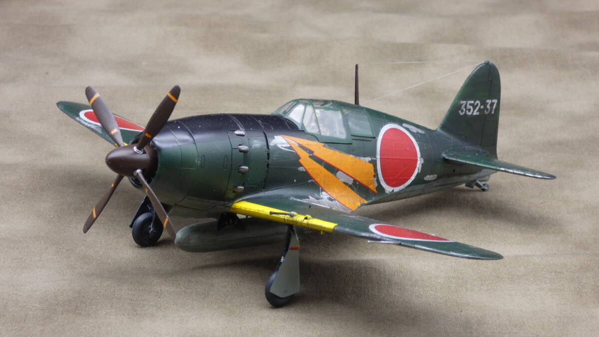 タミヤ　日本海軍 局地戦闘機 雷電21型 J2M3　 Bタイプ　完成品_画像6