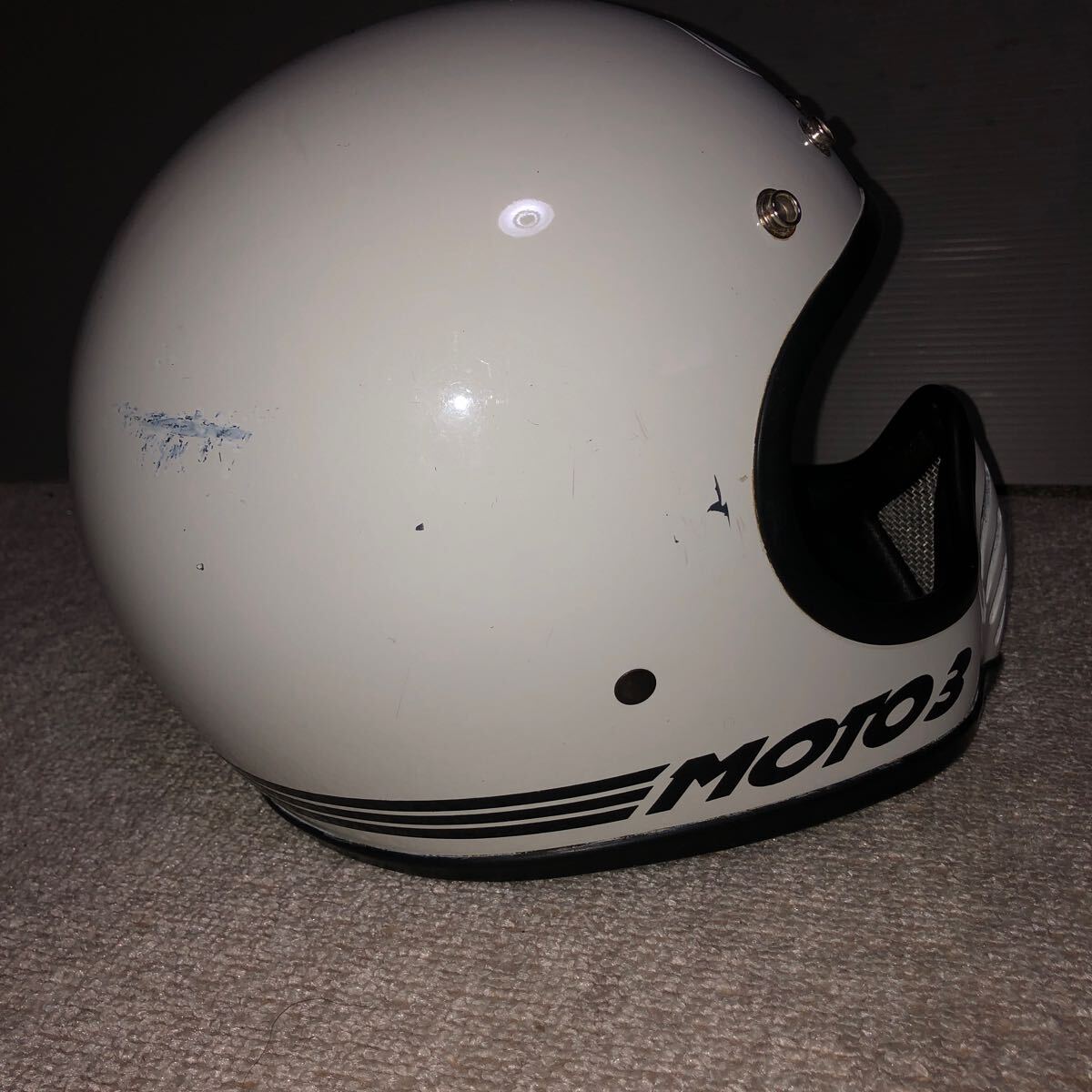 BELL moto3 white S size Vintage S shell 80 period with visor .