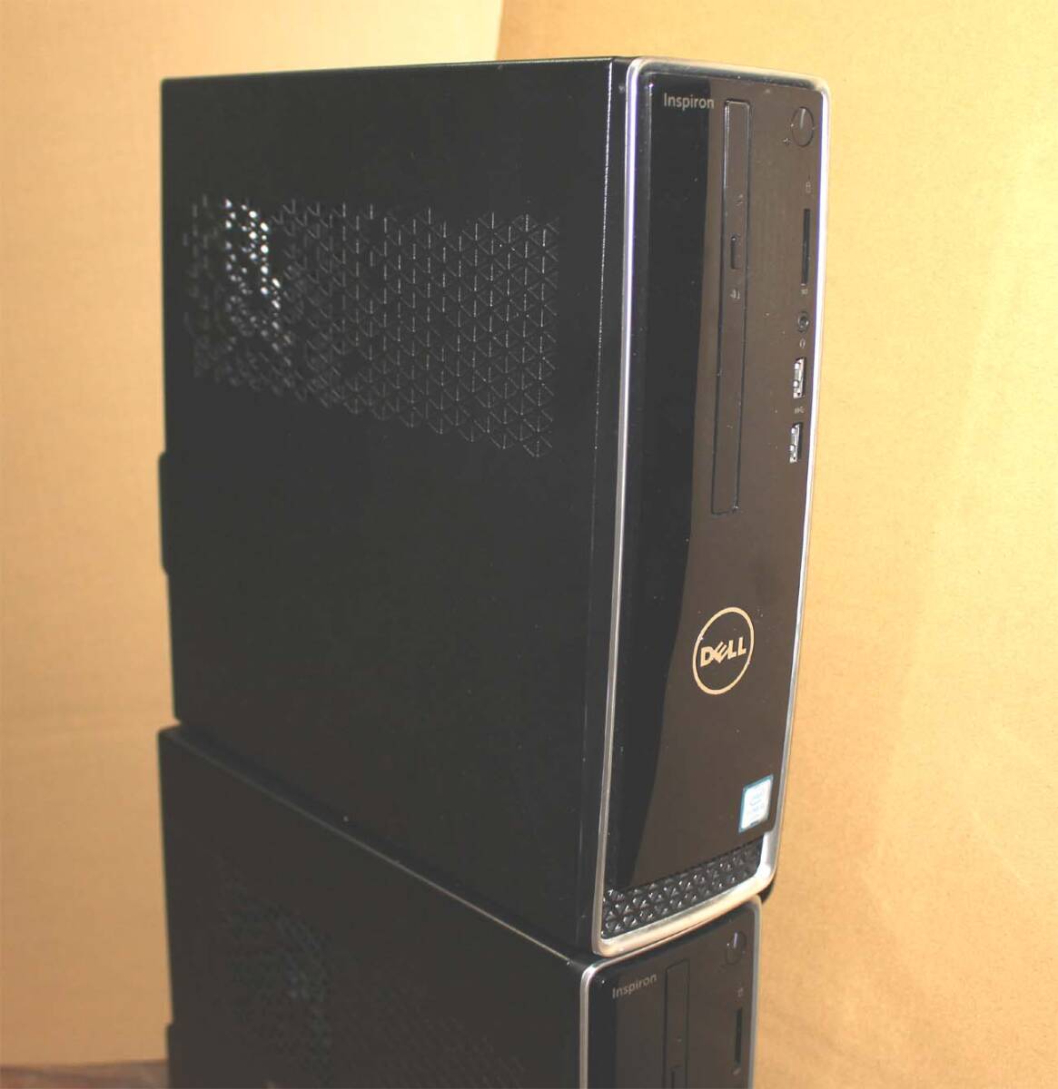 ＜美品＞ DELL Inspiron 3250【Core i3 6100【Win10 Pro】 Libre Office_画像1