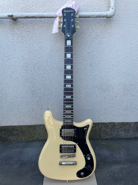 Epiphone Wilshire Phant-o-matic クリーム エピフォン かなりレアなモデルです。美品中古!! 正常稼動品です。の画像1